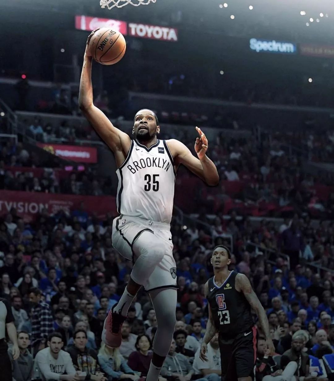 BerLIN 离开 FunPlus Phoenix ; 并结束了他的职业生涯